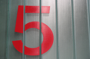 5