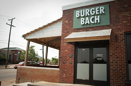 Burger Bach front