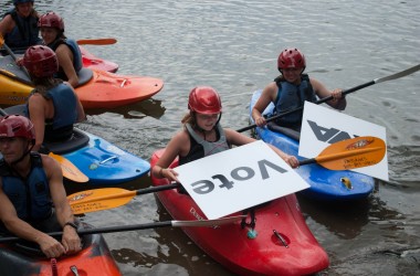 Kayakers support the Best Town Ever (25)
