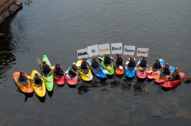 Kayakers support the Best Town Ever (12)