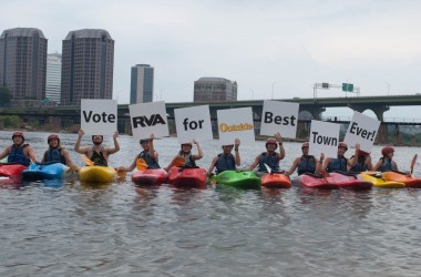 Kayakers support the Best Town Ever (7)
