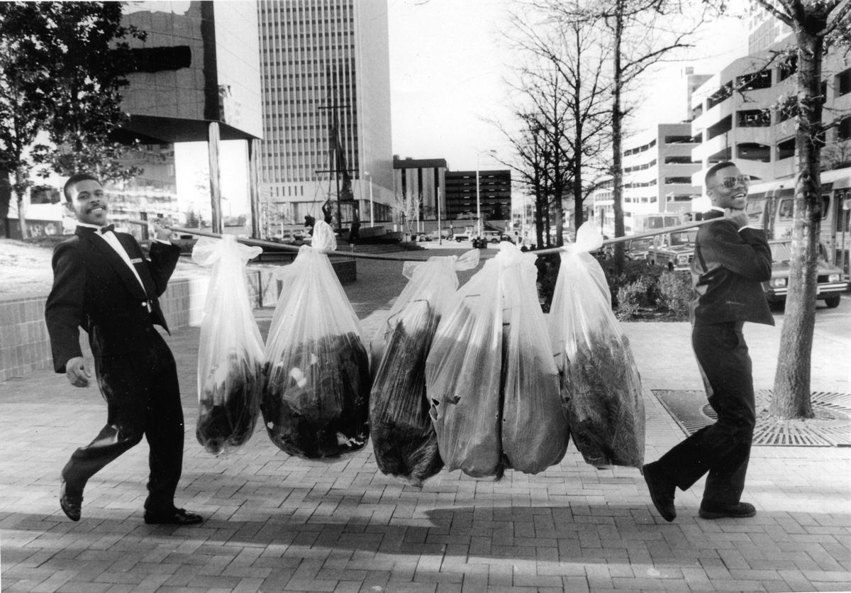 V_91_4_1199_TheValentine282